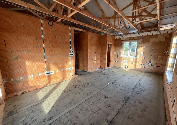 IBA U NÁS! Na predaj- novostavba 3 i RD v obci Horná Potôň