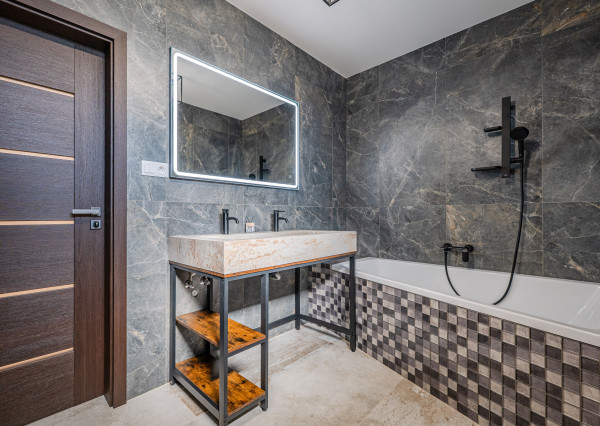 DEŇ OTVORENÝCH DVERÍ !! Na predaj 4i dom, 513m2, Lužianky