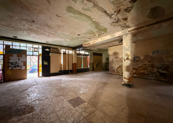 NA PREDAJ! Budova v Trebišove pripravená na rekonštrukciu