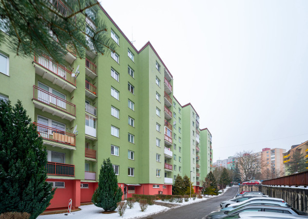 IBA U NÁS! Na predaj 2i byt Trenčín, Juh- Halalovka