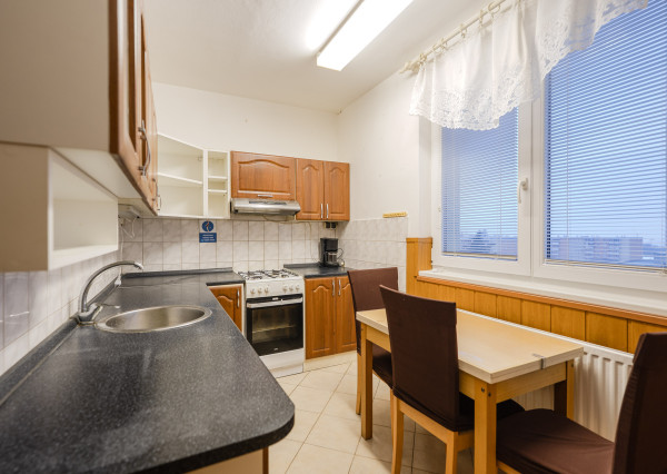 IBA U NÁS! Na predaj 2i byt Trenčín, Juh- Halalovka