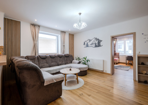 NA PREDAJ 5 izbový RD, Chocholná Velčice