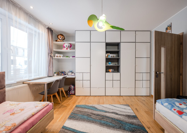 NA PREDAJ 5 izbový RD, Chocholná Velčice