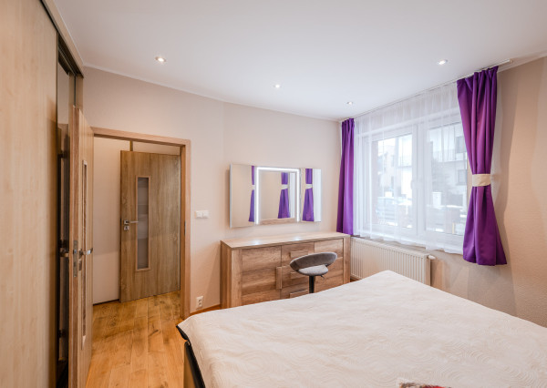 NA PREDAJ 5 izbový RD, Chocholná Velčice