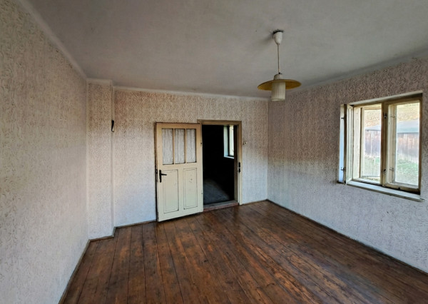 IBA U NÁS! Vidiecky dom pod lesom s výhľadmi - Červený Kameň