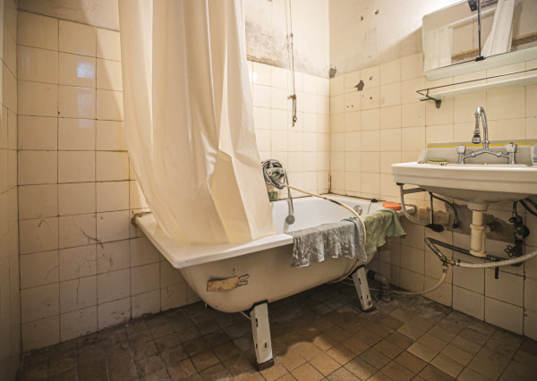 IBA U NÁS! Staromestský 2 izbový byt v pôvodnom stave, 83 m²