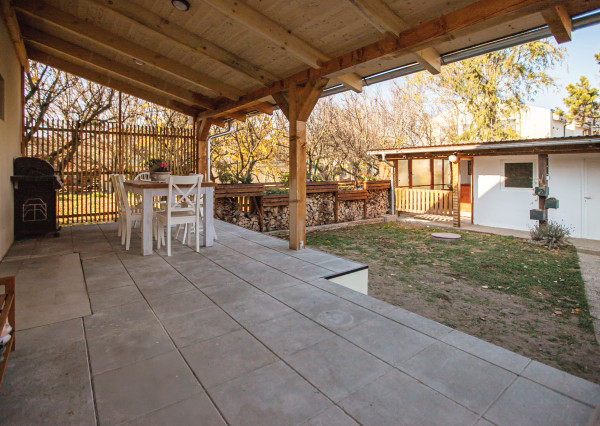 IBA U NÁS!! Zrekonštruovaný rodinný dom v Ivanke pri Dunaji