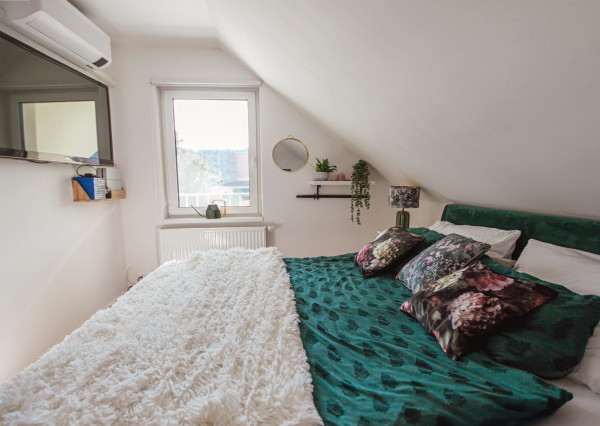 IBA U NÁS!! Zrekonštruovaný rodinný dom v Ivanke pri Dunaji