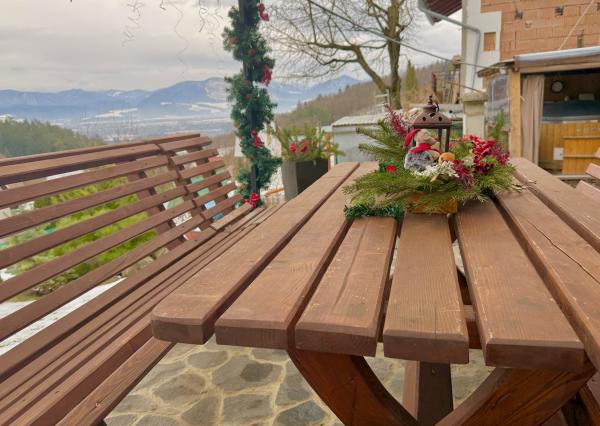 Rekreačná chata s nádherným výhľadom - Lednické Rovne,Púchov