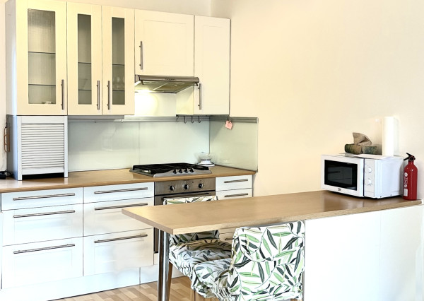 NA PREDAJ!Slnečný 3izbový byt v Ružinove, po rekonš.74m2, BA