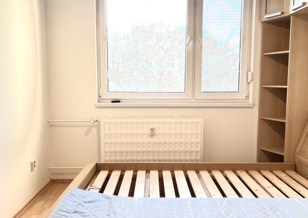 NA PREDAJ!Slnečný 3izbový byt v Ružinove, po rekonš.74m2, BA