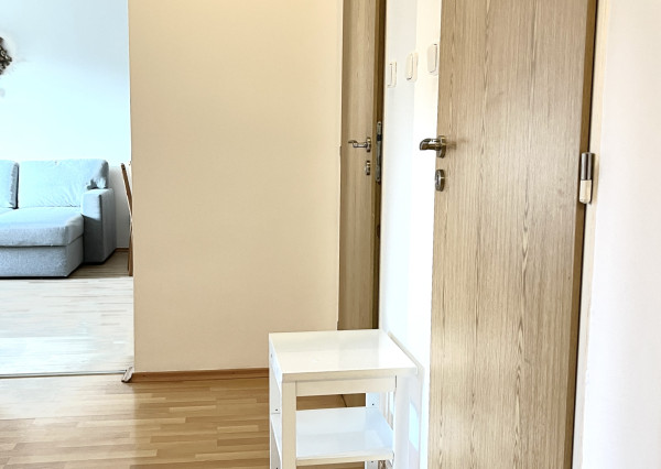 NA PREDAJ!Slnečný 3izbový byt v Ružinove, po rekonš.74m2, BA