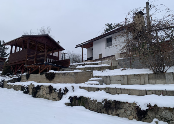 IBA U NÁS! Rekreačná chata, výborná lokalita, Košice-Sever