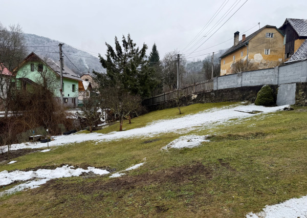 NA PREDAJ! Dom s výhľadmi na Strážovské vrchy-Košecké Rovné