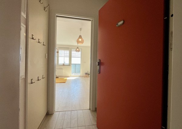 IBA U NÁS! 1-izbový byt na prenájom, Malokrasňanská, BA Rača