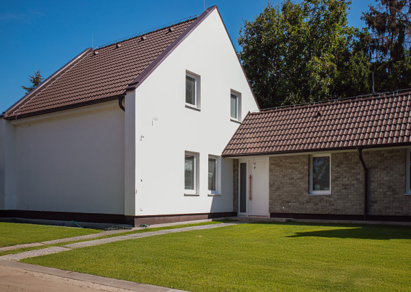 IBA U NÁS! ponúkame kvalitný dom pripravený na váš interiér