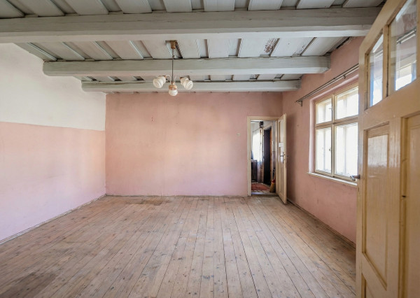 IBA U NÁS: Na predaj staršia drevenica – rodinný dom Mošovce