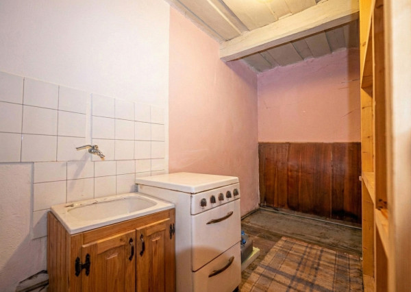 IBA U NÁS: Na predaj staršia drevenica – rodinný dom Mošovce