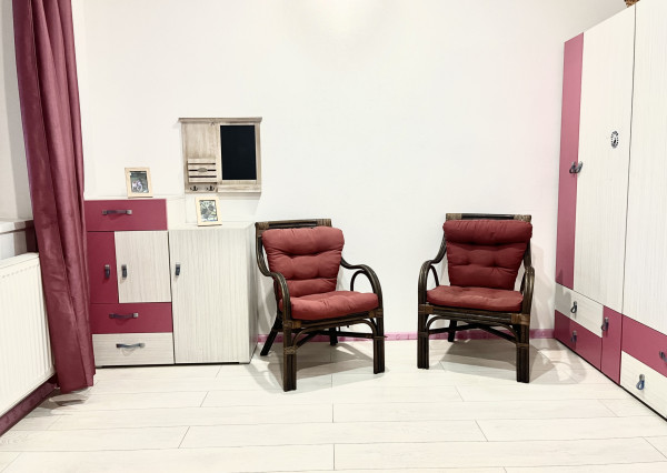 NA PREDAJ! Útulný 4i Rodinný dom s garážou Bošany centrum