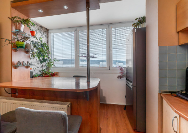 IBA U NÁS! Na predaj 3i byt v KE - Levočská, Nad Jazerom