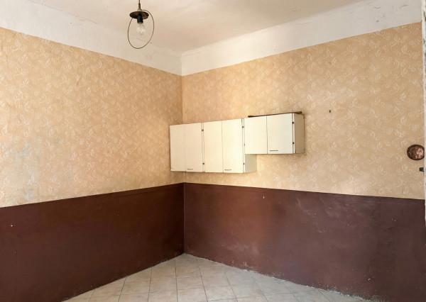 NA PREDAJ! Dom s výhľadmi na Strážovské vrchy-Košecké Rovné