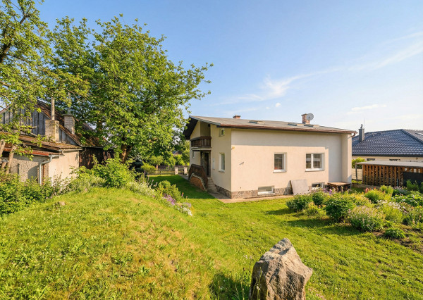 IBA U NÁS  Na predaj rodinný dom v obci Ďurčiná, 762 m2