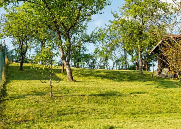 NA PREDAJ! Krásny pozemok na výstavbu Banská Štiavnica 738m2