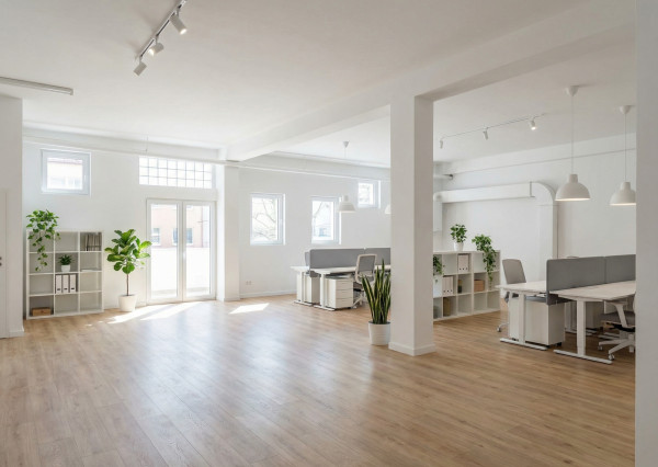 NA PREDAJ! Budova v Trebišove pripravená na rekonštrukciu