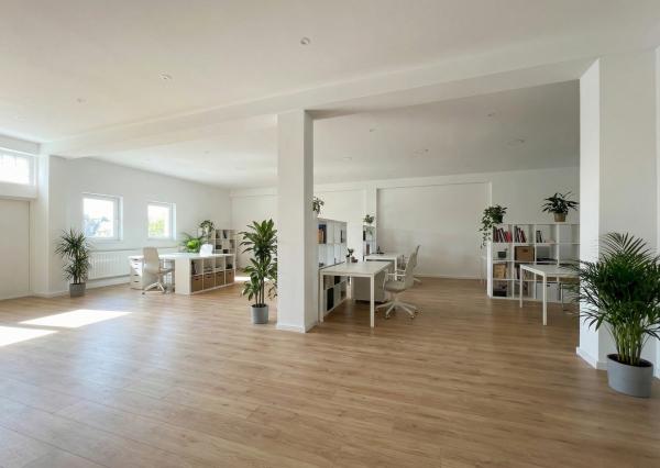 NA PREDAJ! Budova v Trebišove pripravená na rekonštrukciu