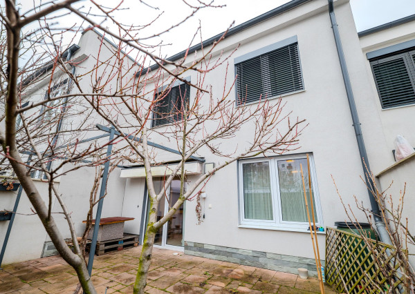 IBA U NÁS!Na predaj 4i rodinný dom + garáž, 149m2, Prievidza