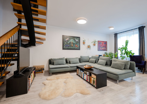 IBA U NÁS!Na predaj 4i rodinný dom + garáž, 149m2, Prievidza