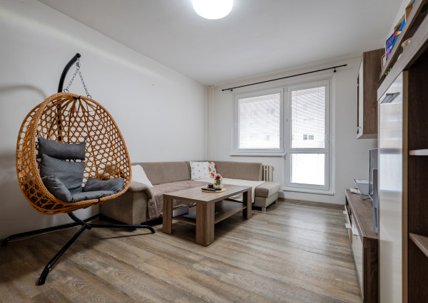 IBA U NÁS! Na predaj 2i byt po kompl.rekonš.51m2, Kežmarok