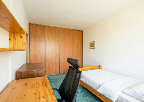 IBA U NÁS! 2,5-izbový byt, Ružinov, Komárnicka Ulica