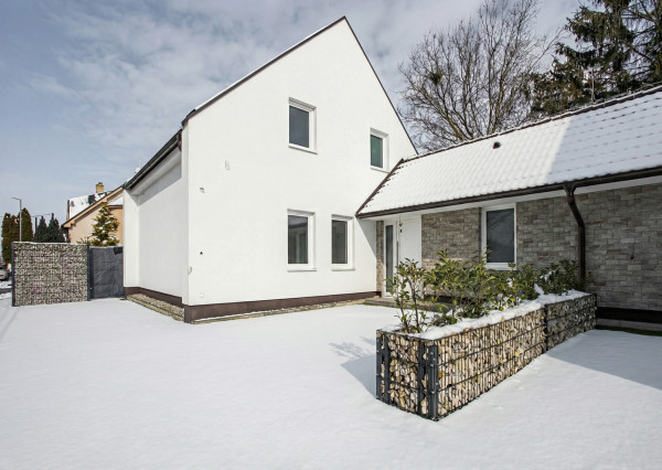 IBA U NÁS! ponúkame kvalitný dom pripravený na váš interiér