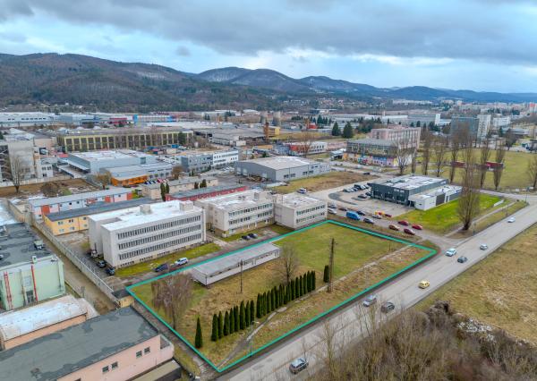 PRIPRAVUJEME Pozemok s výnimočným potenciálom,Dub. nad Váhom