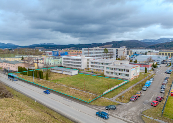 PRIPRAVUJEME Pozemok s výnimočným potenciálom,Dub. nad Váhom