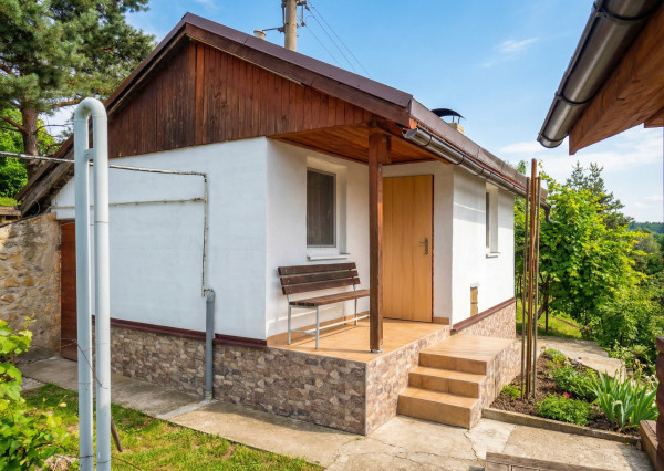 IBA U NÁS! Rekreačná chata, výborná lokalita, Košice-Sever