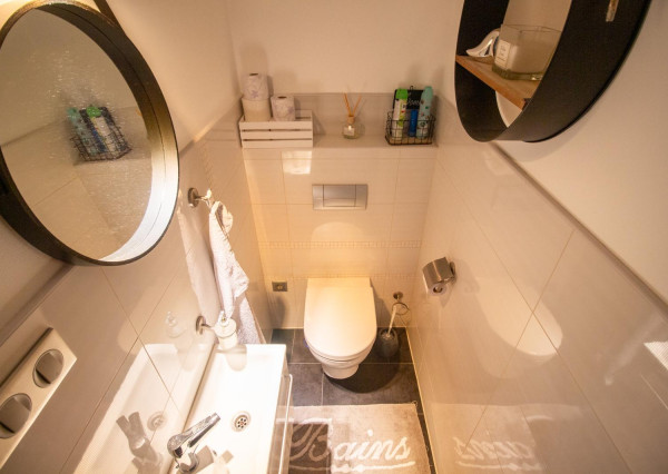 NA PREDAJ 5i rodinný dom v Maďarskej obci Lével, 17min do BA