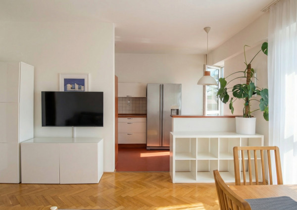 IBA U NÁS! 3-izbový byt po kompletnej rekonštrukcii