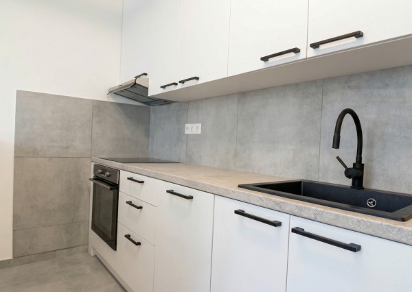 IBA U NÁS! Zrekonštruovaný 1i byt. Karlová Ves, Pribišová