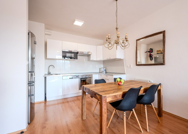 IBA U NÁS! 2i byt s balkónom a parkovaním v projekte CUBICON