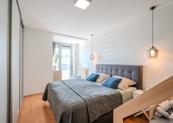 IBA U NÁS! 2i byt s balkónom a parkovaním v projekte CUBICON