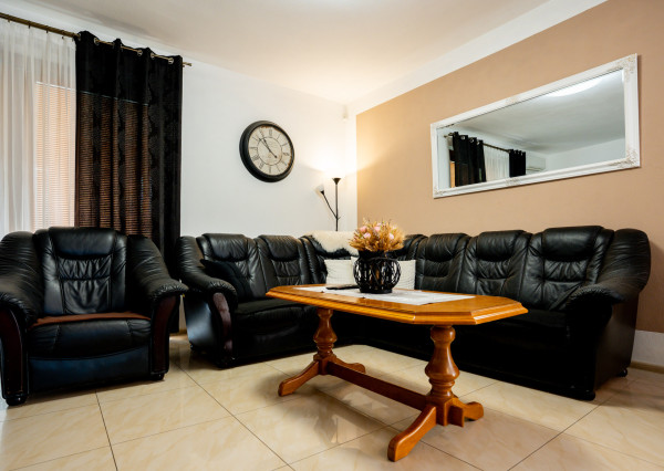 IBA U NÁS! Na predaj 6i Rezidencia Častkovce, bazén, 817m2