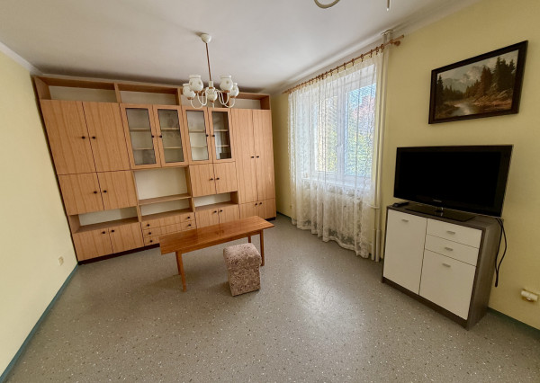 NA PREDAJ! 7 izbový zrekonštruovaný dvojgeneračný RD