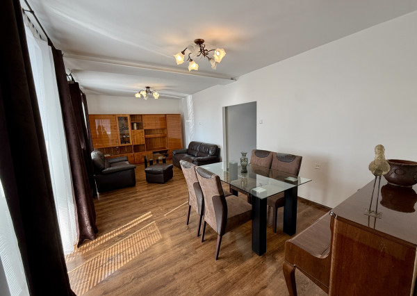 NA PREDAJ! 7 izbový zrekonštruovaný dvojgeneračný RD