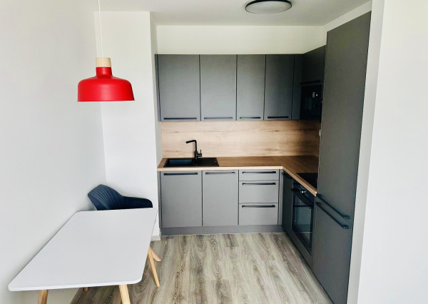 NA PREDAJ! Ružinov-Ovocné sady zariadený 2 izbový byt