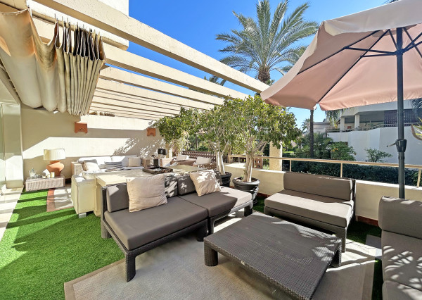 NA PREDAJ ŠPANIELSKO Luxusný apartmán v Rio Real - Marbella