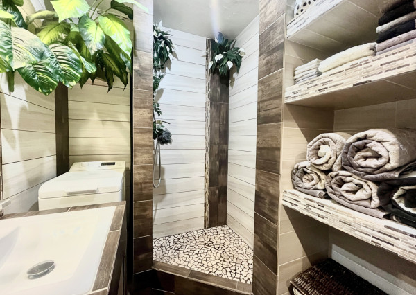 IBA U NÁS! Na predaj 2i byt v Dúbravke, komplet.rekonš. 51m2