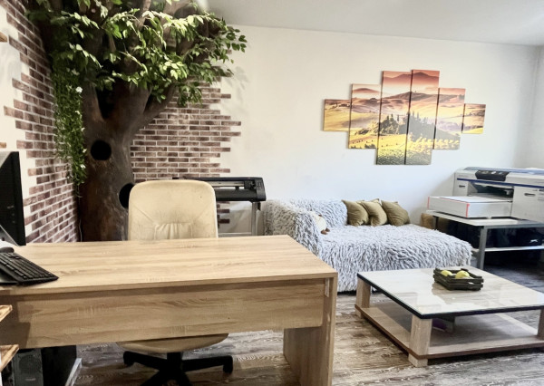 IBA U NÁS! Na predaj 2i byt v Dúbravke, komplet.rekonš. 51m2