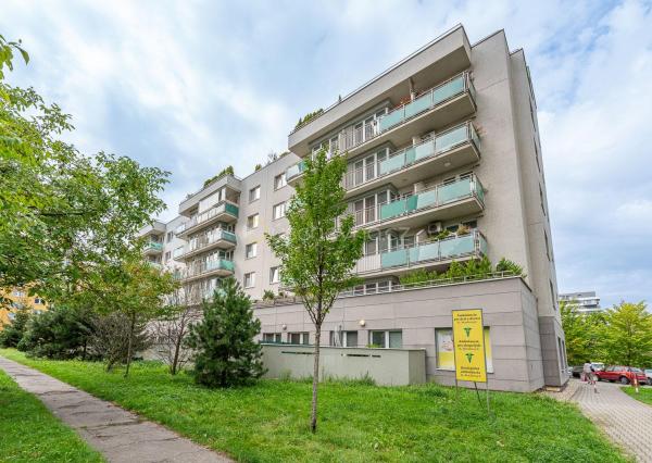 ** NA PREDAJ! Bratislava, Dúbravka, Kristy Bendovej**